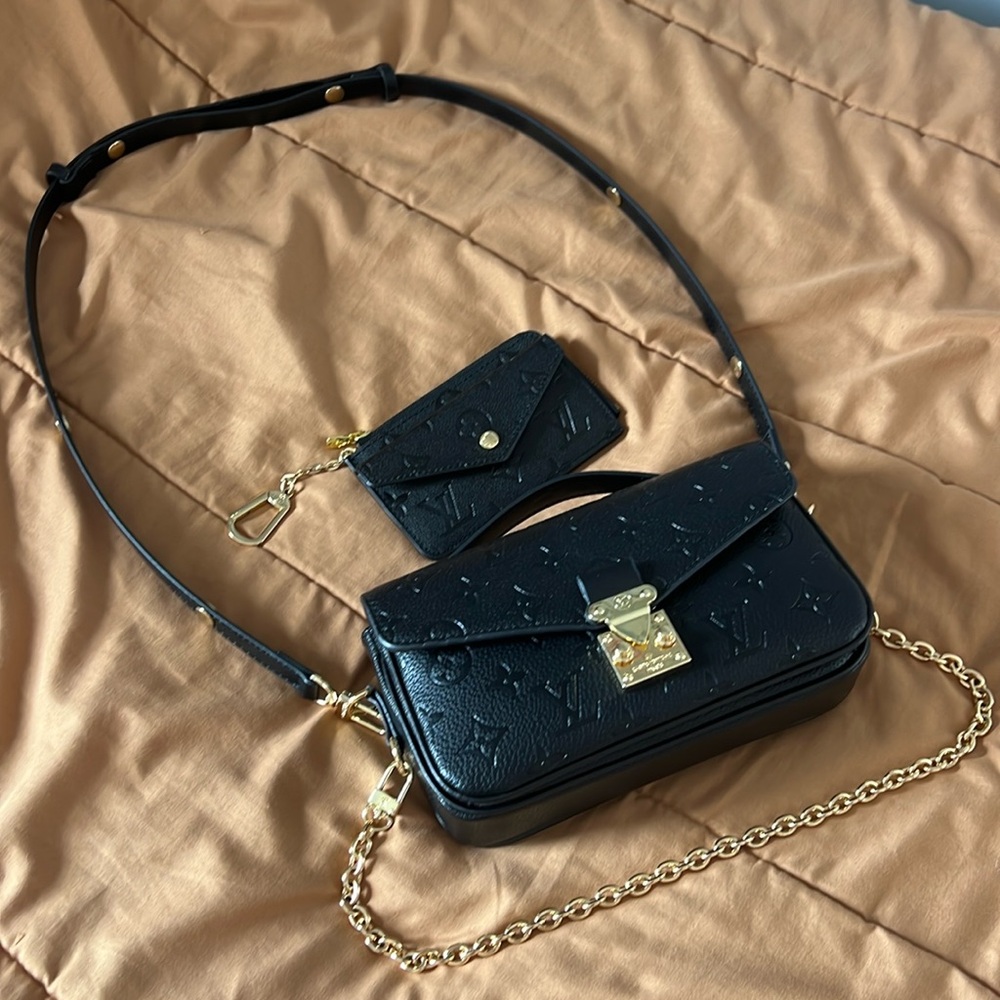 Black Bag & Matching Key Chain Card Holder